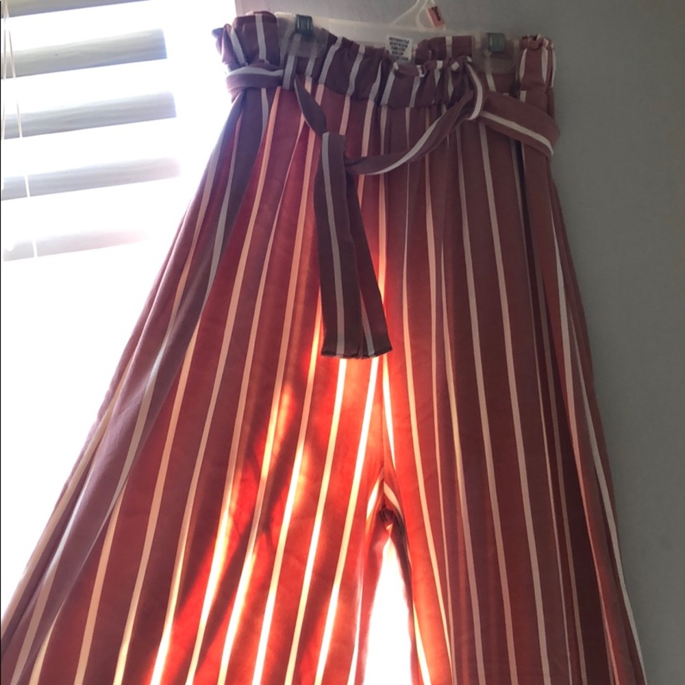 Pants - Picture 3 of 4